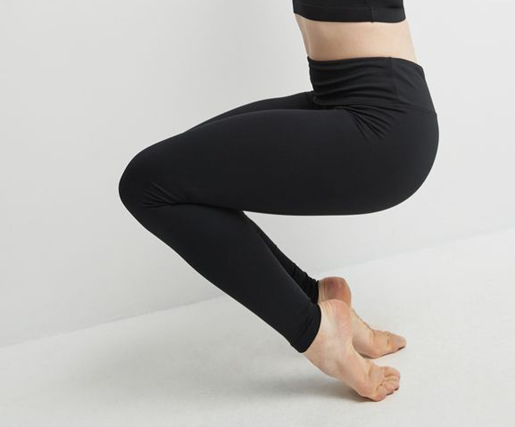 Women's Active Mesh Full Length Tight Leggings in Black